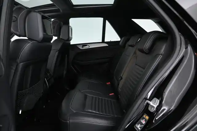 Musta Maastoauto, Mercedes-Benz GLE – NLB-884