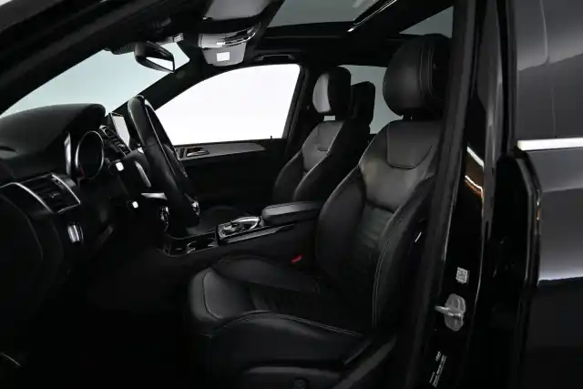Musta Maastoauto, Mercedes-Benz GLE – NLB-884