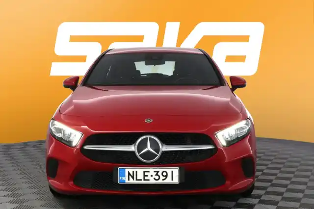 Punainen Viistoperä, Mercedes-Benz A – NLE-391