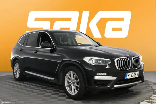 Musta Maastoauto, BMW X3 – NLE-652