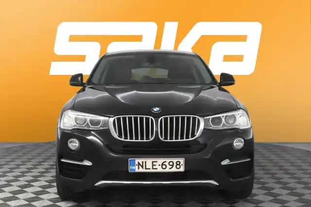 Musta Maastoauto, BMW X4 – NLE-698