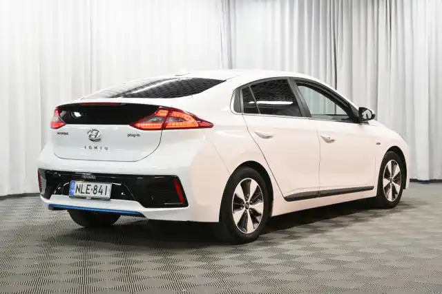 Valkoinen Viistoperä, Hyundai IONIQ plug-in – NLE-841