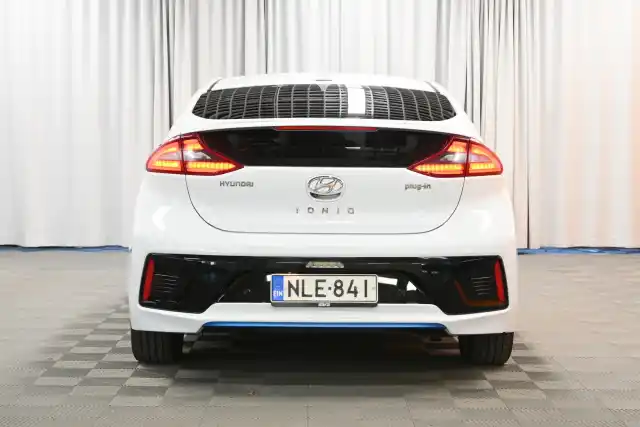 Valkoinen Viistoperä, Hyundai IONIQ plug-in – NLE-841