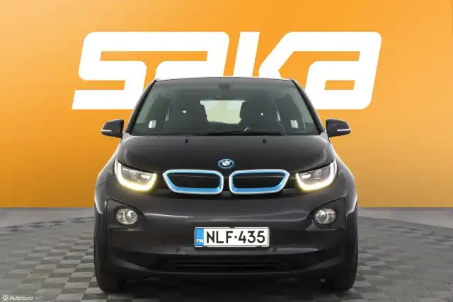 Harmaa Viistoperä, BMW i3 – NLF-435