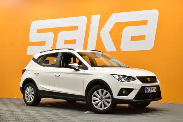 Valkoinen Viistoperä, Seat Arona – NLF-825