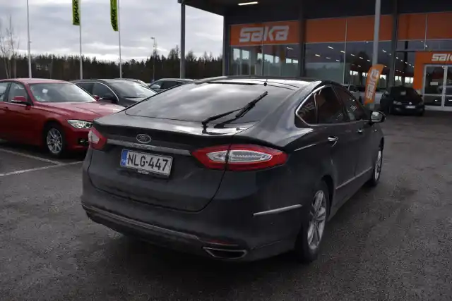 Musta Viistoperä, Ford MONDEO – NLG-447