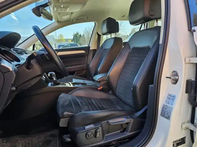Valkoinen Farmari, Volkswagen Passat – NLG-481