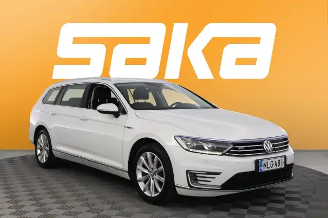 Valkoinen Farmari, Volkswagen Passat – NLG-481