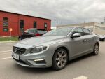Hopea Sedan, Volvo S60 – NLG-510, kuva 2