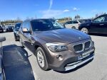 Ruskea Maastoauto, BMW X1 – NLH-281, kuva 2