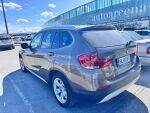 Ruskea Maastoauto, BMW X1 – NLH-281, kuva 3