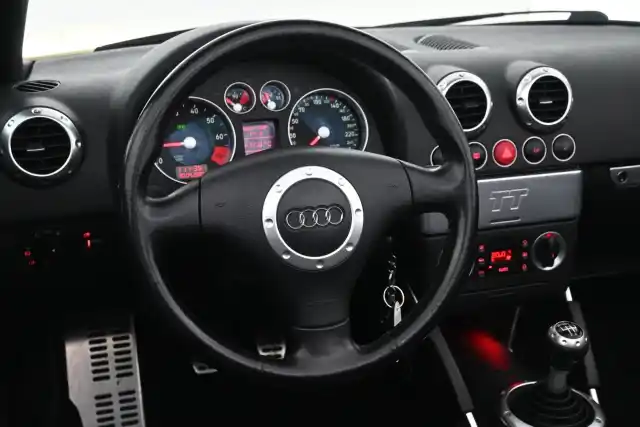 Sininen Avoauto, Audi TT – NLJ-363