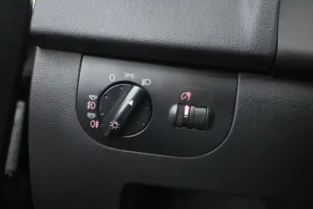 Sininen Avoauto, Audi TT – NLJ-363