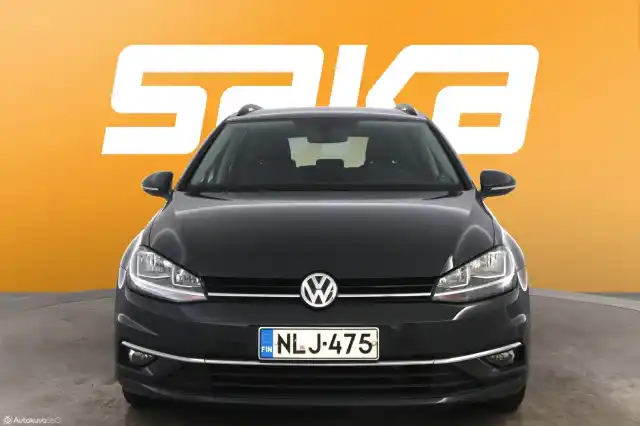 Harmaa Farmari, Volkswagen Golf – NLJ-475