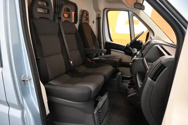 Sininen Pakettiauto, Fiat Ducato – NLK-231