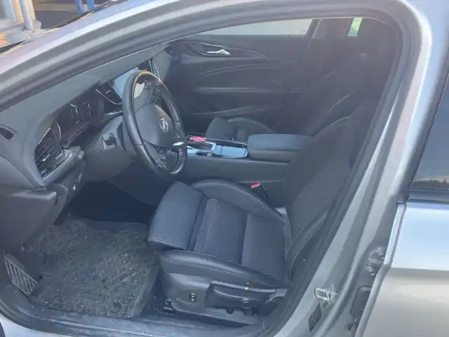 Harmaa Farmari, Opel Insignia – NLK-310