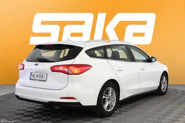 Valkoinen Farmari, Ford Focus – NLM-581