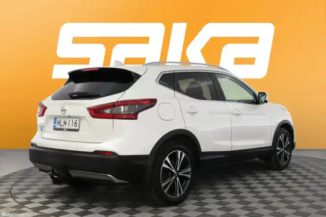 Valkoinen Maastoauto, Nissan Qashqai – NLN-116