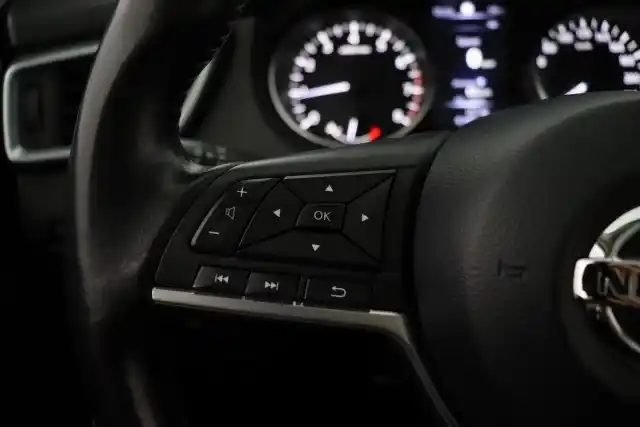 Valkoinen Maastoauto, Nissan Qashqai – NLN-138