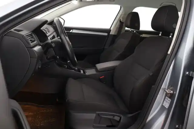 Harmaa Farmari, Skoda Superb – NLN-583