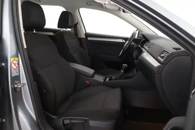 Harmaa Farmari, Skoda Superb – NLN-583