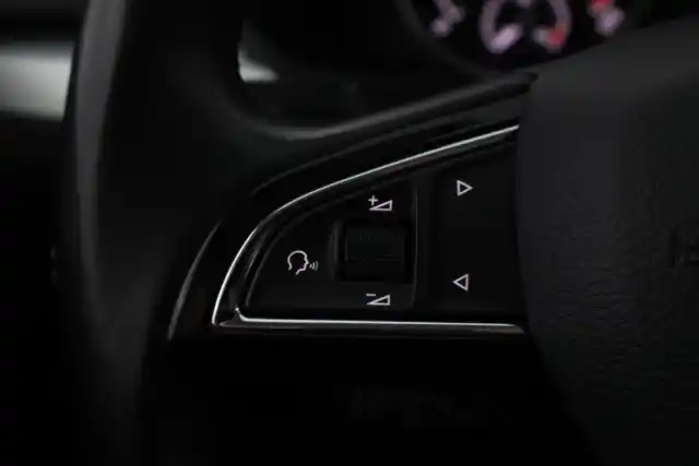 Harmaa Farmari, Skoda Superb – NLN-583