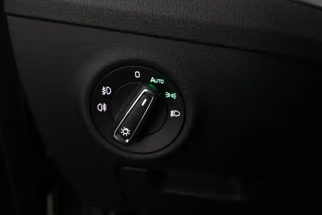 Harmaa Farmari, Skoda Superb – NLN-583