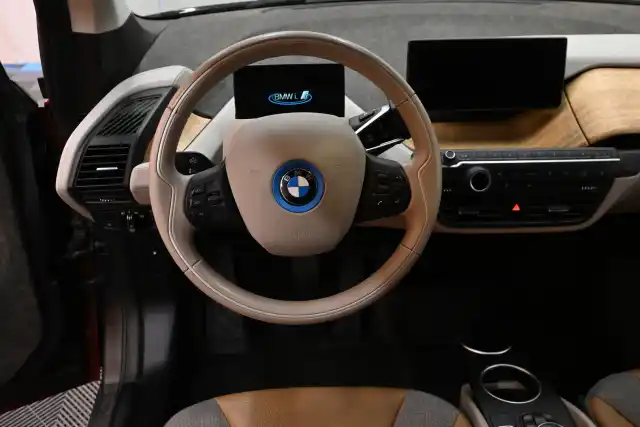 Oranssi Sedan, BMW i3 – NLN-773