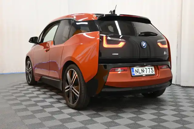 Oranssi Sedan, BMW i3 – NLN-773