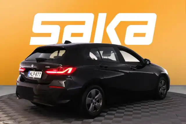 Musta Viistoperä, BMW 118 – NLP-877