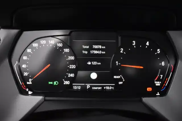 Musta Viistoperä, BMW 118 – NLP-877
