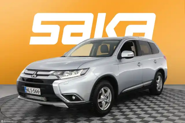 Harmaa Maastoauto, Mitsubishi Outlander – NLS-566