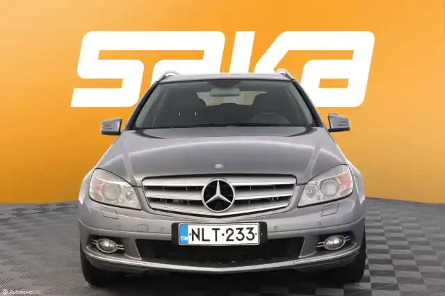 Harmaa Farmari, Mercedes-Benz C – NLT-233
