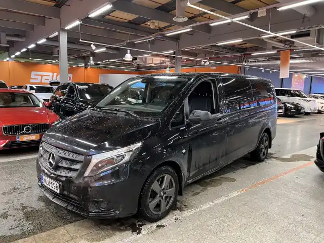 Musta Tila-auto, Mercedes-Benz Vito – NLU-598