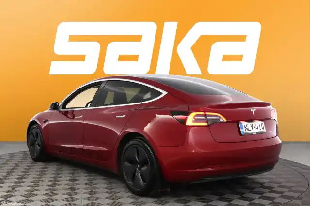 Punainen Sedan, Tesla Model 3 – NLV-410
