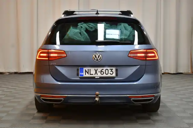 Sininen Farmari, Volkswagen Passat – NLX-603