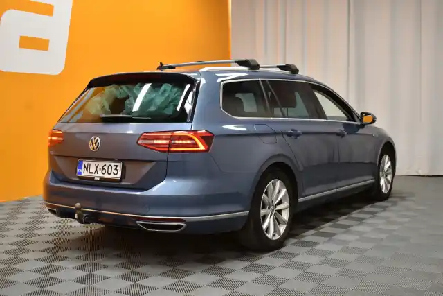 Sininen Farmari, Volkswagen Passat – NLX-603