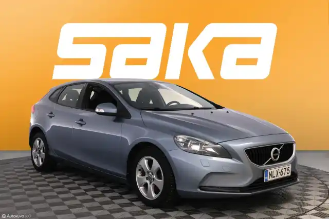 Sininen Viistoperä, Volvo V40 – NLX-675