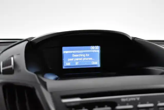 Musta Maastoauto, Ford Kuga – NLY-179