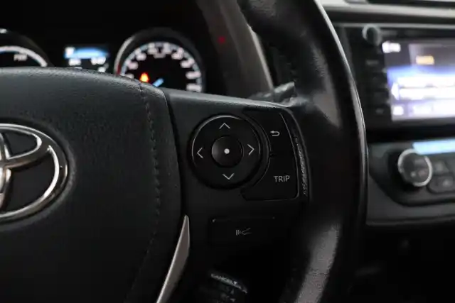 Musta Maastoauto, Toyota RAV4 – NLY-182
