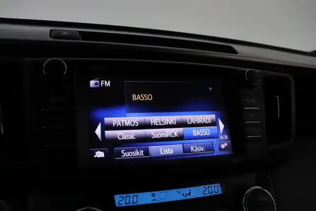 Musta Maastoauto, Toyota RAV4 – NLY-182