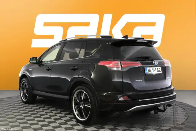 Musta Maastoauto, Toyota RAV4 – NLY-182