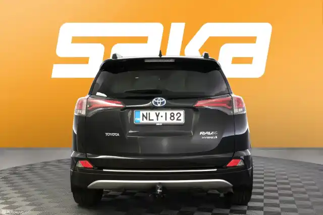 Musta Maastoauto, Toyota RAV4 – NLY-182