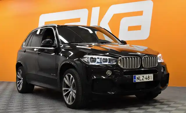 Musta Maastoauto, BMW X5 – NLZ-481