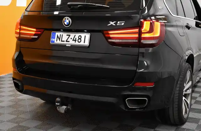 Musta Maastoauto, BMW X5 – NLZ-481