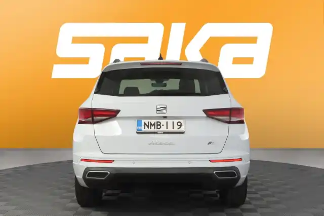 Valkoinen Maastoauto, Seat Ateca – NMB-119