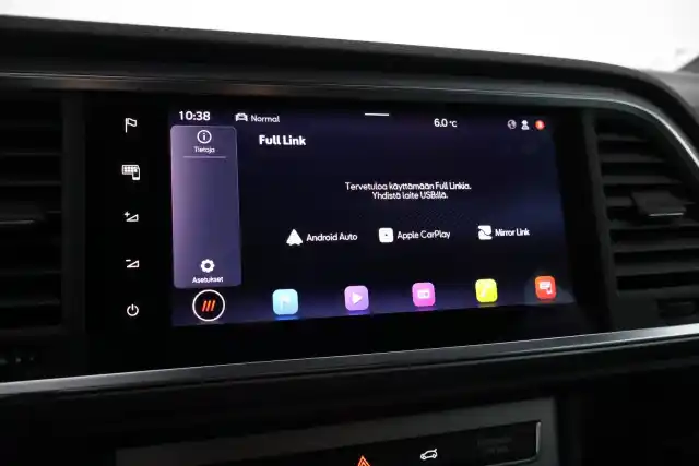 Valkoinen Maastoauto, Seat Ateca – NMB-119