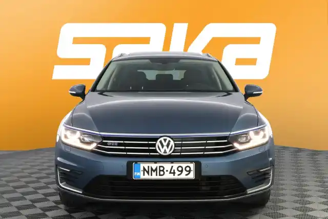 Sininen Farmari, Volkswagen Passat – NMB-499