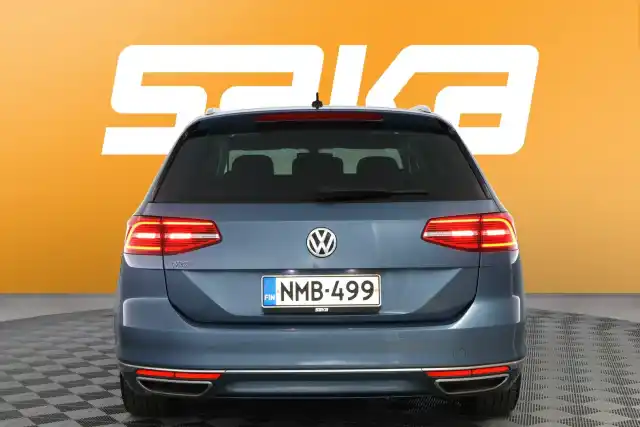 Sininen Farmari, Volkswagen Passat – NMB-499