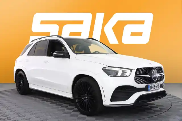 Valkoinen Maastoauto, Mercedes-Benz GLE – NMB-548